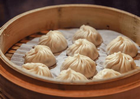  Baoshan Şehri'nin Lezzetli İkramları: Acı ve Ekşi Tatlarla Buluşan Xiaolongbao